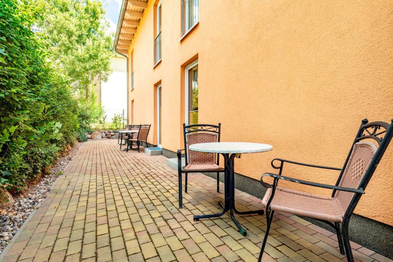 Villa Mia Nr 1 Mit Terrasse Eg 1 Raum Wohnung Герен Екстер'єр фото